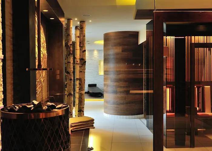 Block Hotel & Living
