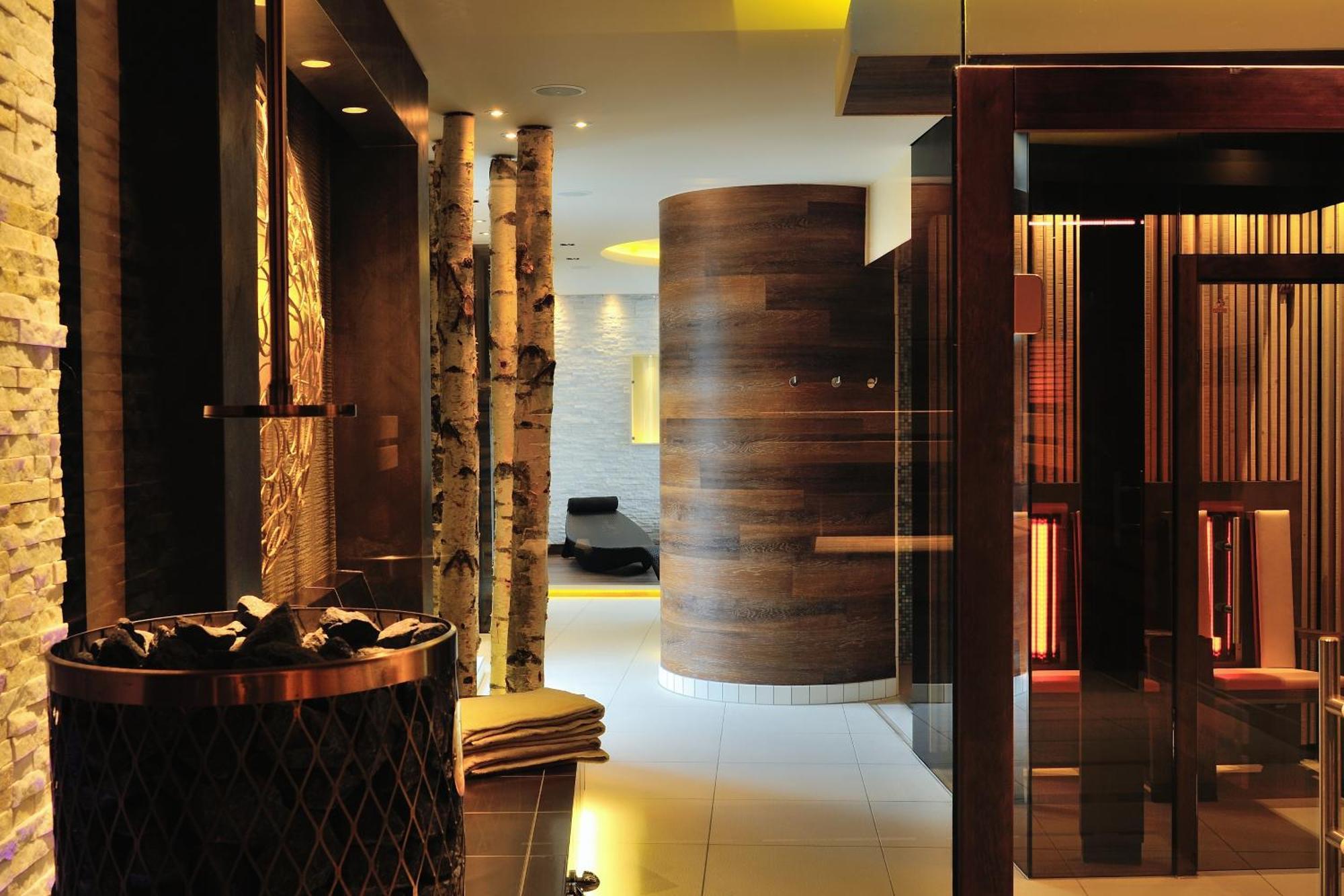 Hotel Block Hotel&living